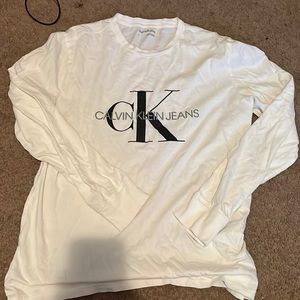 Mens medium White Calvin Klein Longsleeve